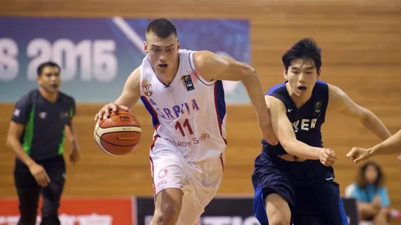 Lazarevic, en un encuentro con la selección serbia.