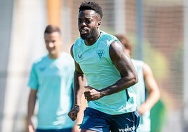 Iñaki Williams, durante un entrenamiento de pretemporada del Athletic, en Lezama