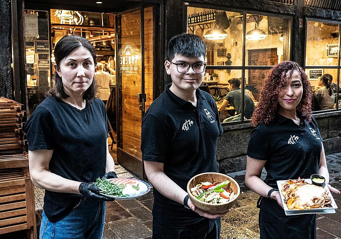 Tradición aderezada con cocinas del mundo