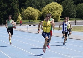 Markel Fernández, récord de Euskadi de 400 metros