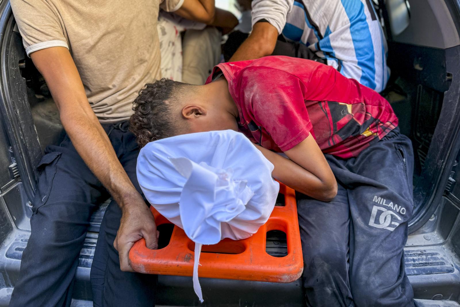 Cientos de gazatíes han sido asesinados durante los últimos dias mientras iban a buscar ayuda humanitaria