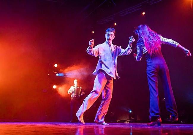 Un momento de la actuación de Kukai Dantza.