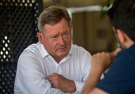 El consejero de Seguridad, Bingen Zupiria, en un momento de la entrevista.