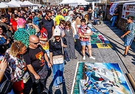 Las pancartas de la Comisión de Blusas y Neskas, en imágenes