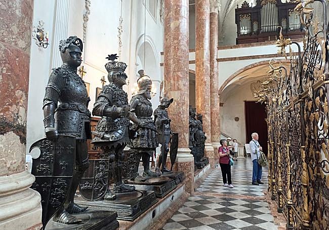 Iglesia de los Hombres de Negro.