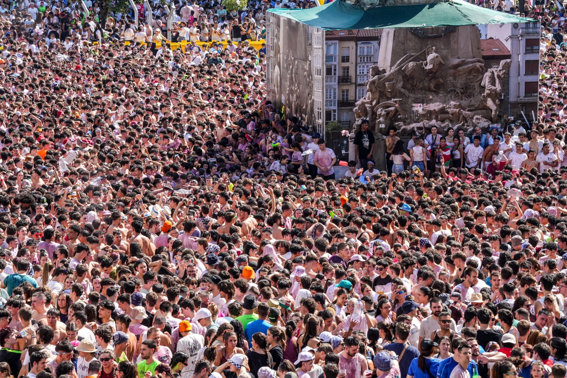 La bajada de Celedón en imágenes