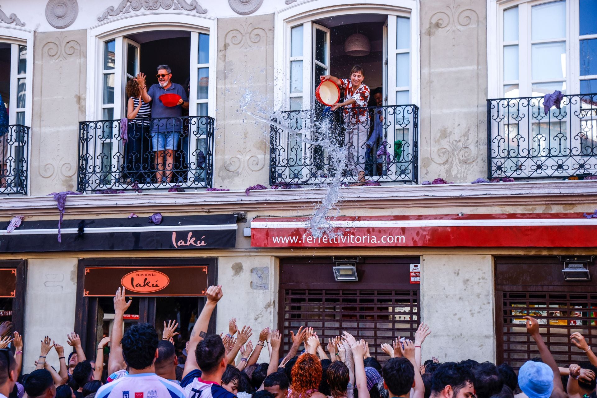 La bajada de Celedón en imágenes