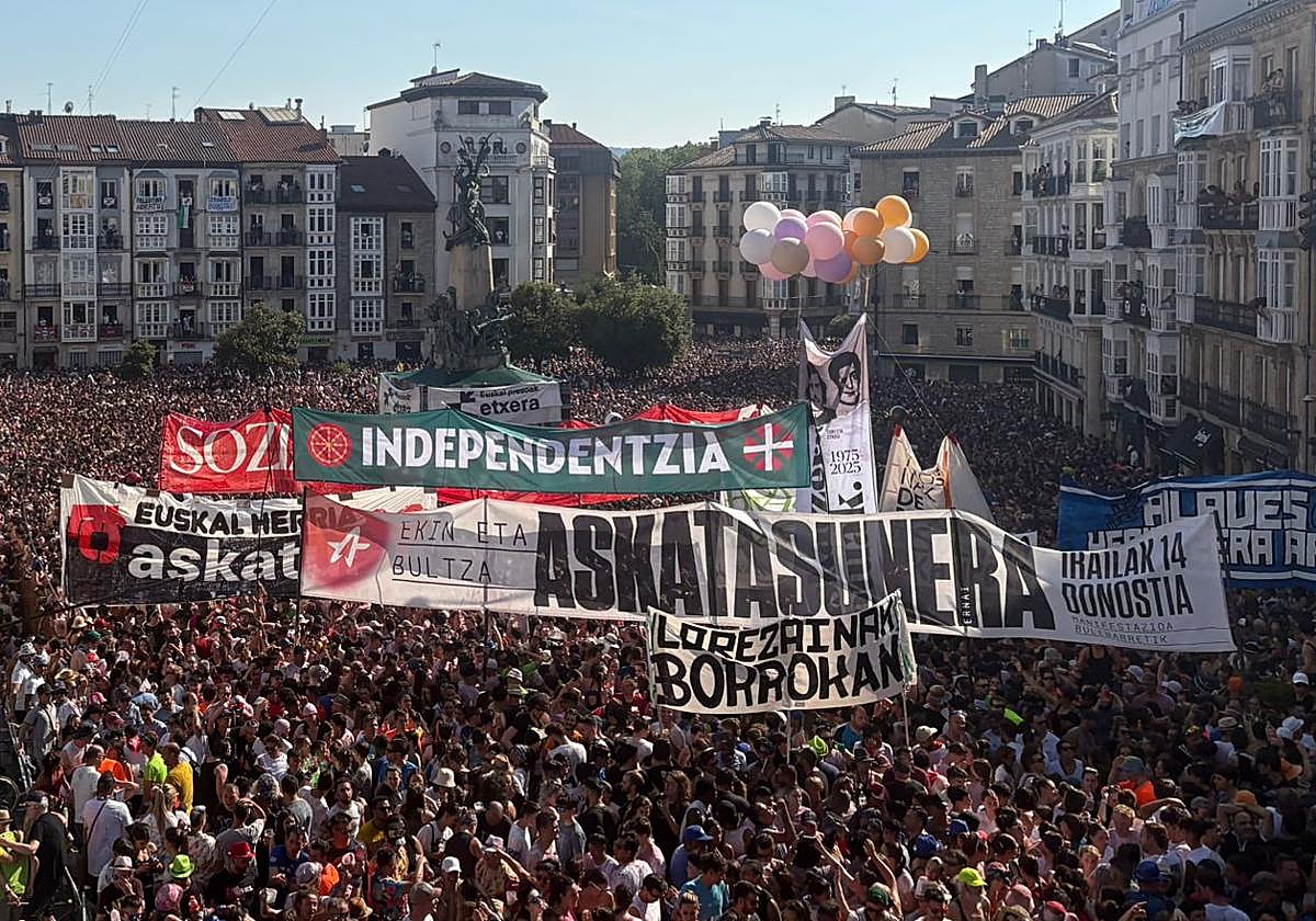 Imagen del inicio de las fiestas de Vitoria este lunes