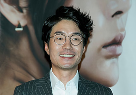 Muere a los 55 años Song Young-kyu, actor de 'La gran apuesta' de Disney+