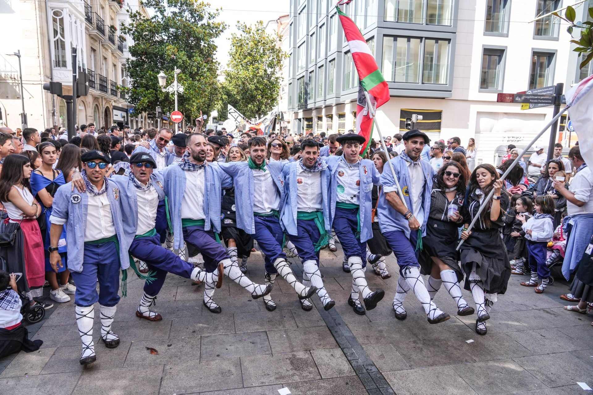 La segunda jornada de fiestas de Vitoria, en imágenes