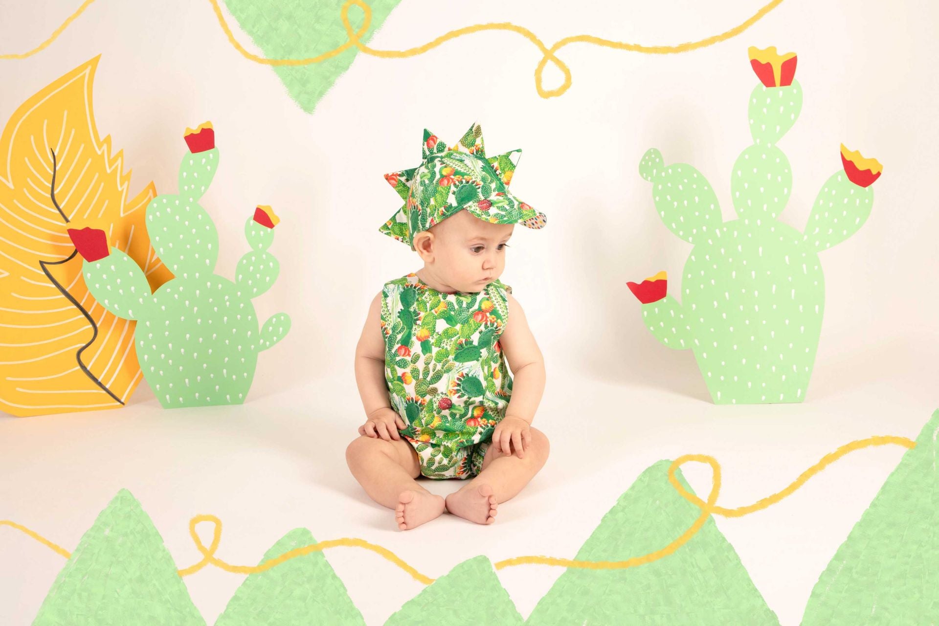 Las prendas con truco de una firma bilbaína para viajar ligero con niños sin llenar la maleta