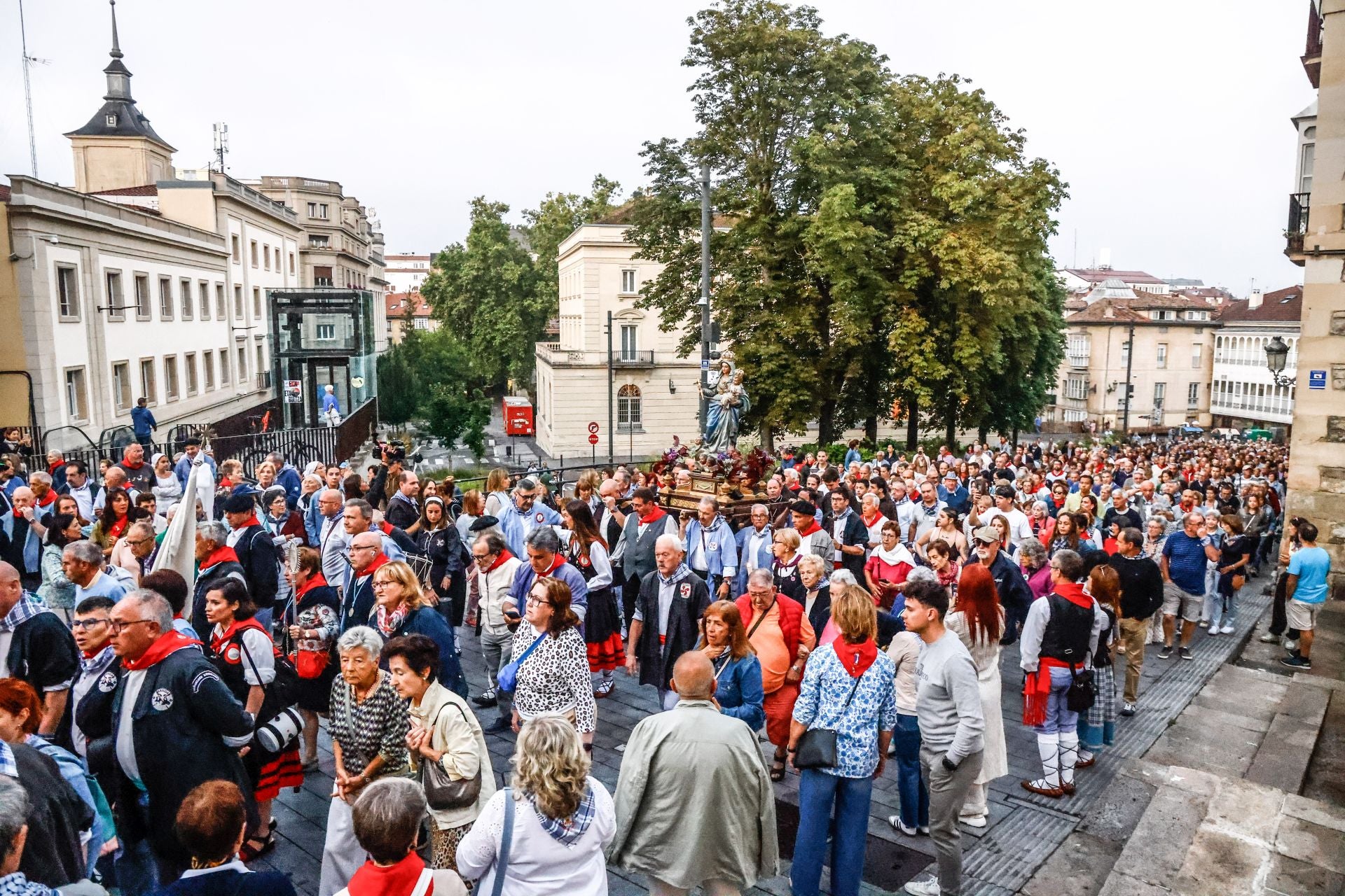 El Rosario de la Aurora, en imágenes