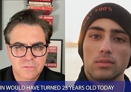 El excorresponsal de la Casa Blanca, Jim Acosta, utiliza la imagen de una víctima de un tiroteo en una entrevista generada con IA y desata la polémica