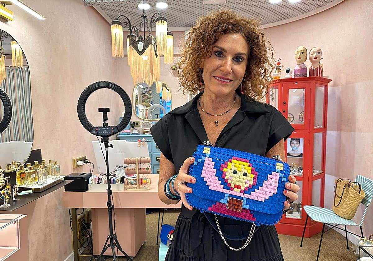 Llega el bolso &#039;Marijaia&#039;: ideado por una comerciante bilbaína y hecho con piezas tipo Lego