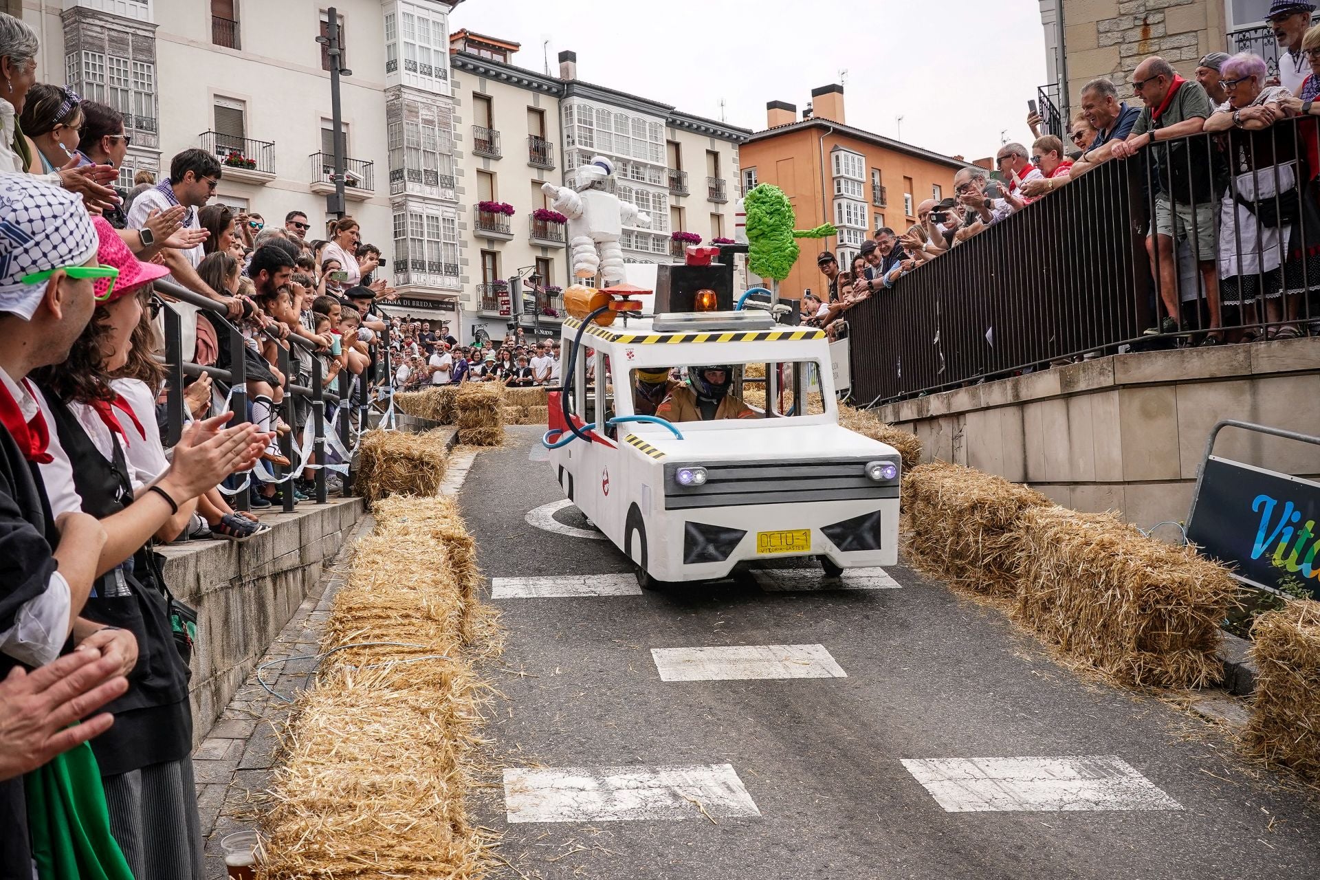 Las imágenes de la carrera de goitiberas en Vitoria