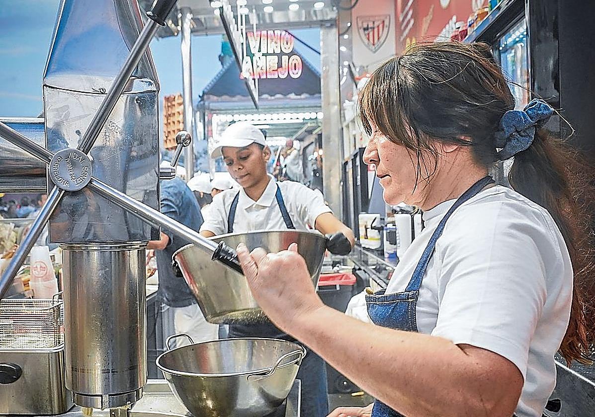 El calor y la tensión se acumulan desde la media tarde.
