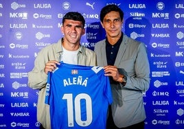 Aleñá y Sergio Fernández, en la presentación del centrocampista.