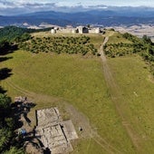 Vista aérea del yacimiento del monte Irulegi.