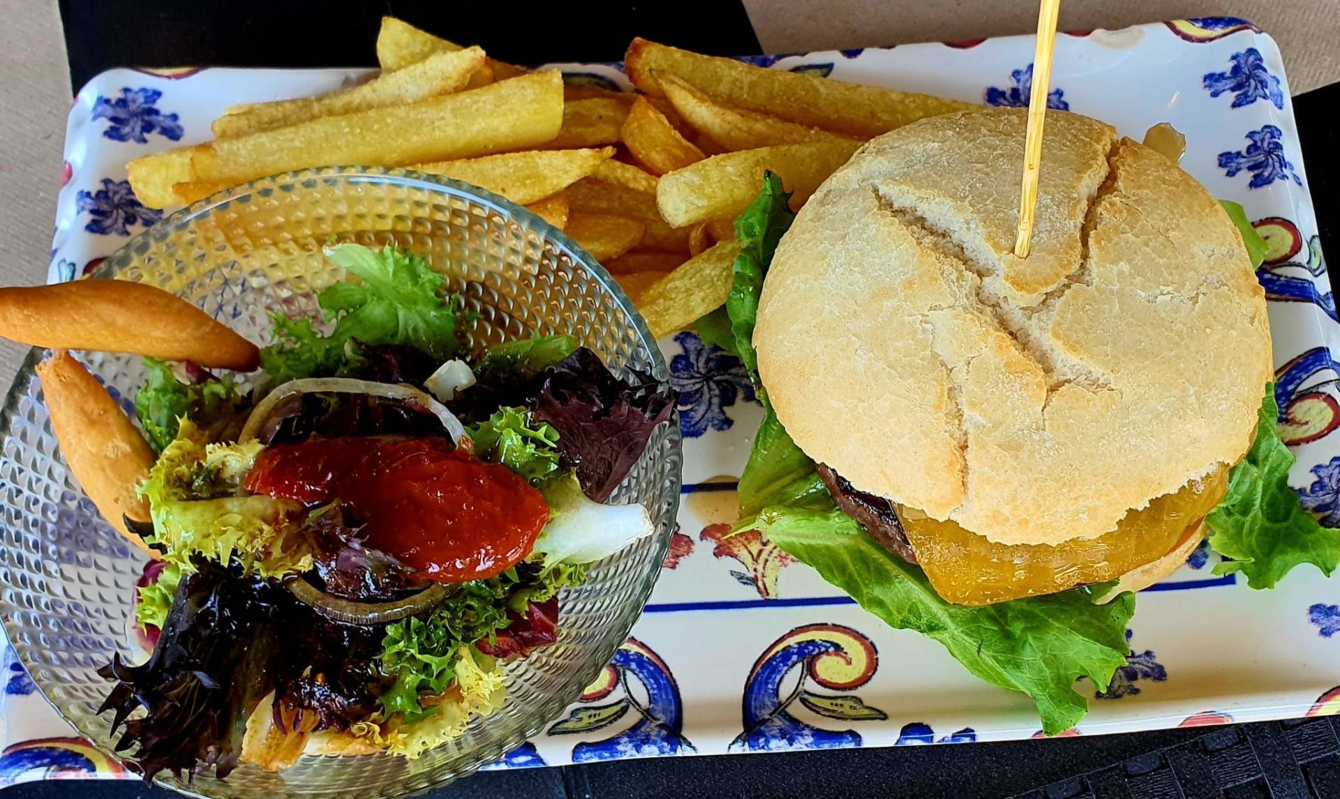 Un local que tiene como estrella a la hamburguesa: de wagyu, de rubia gallega o de buey