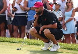 Rahm vivió un tormento en los greenes. La mayor distancia que embocó fue de tres metros.