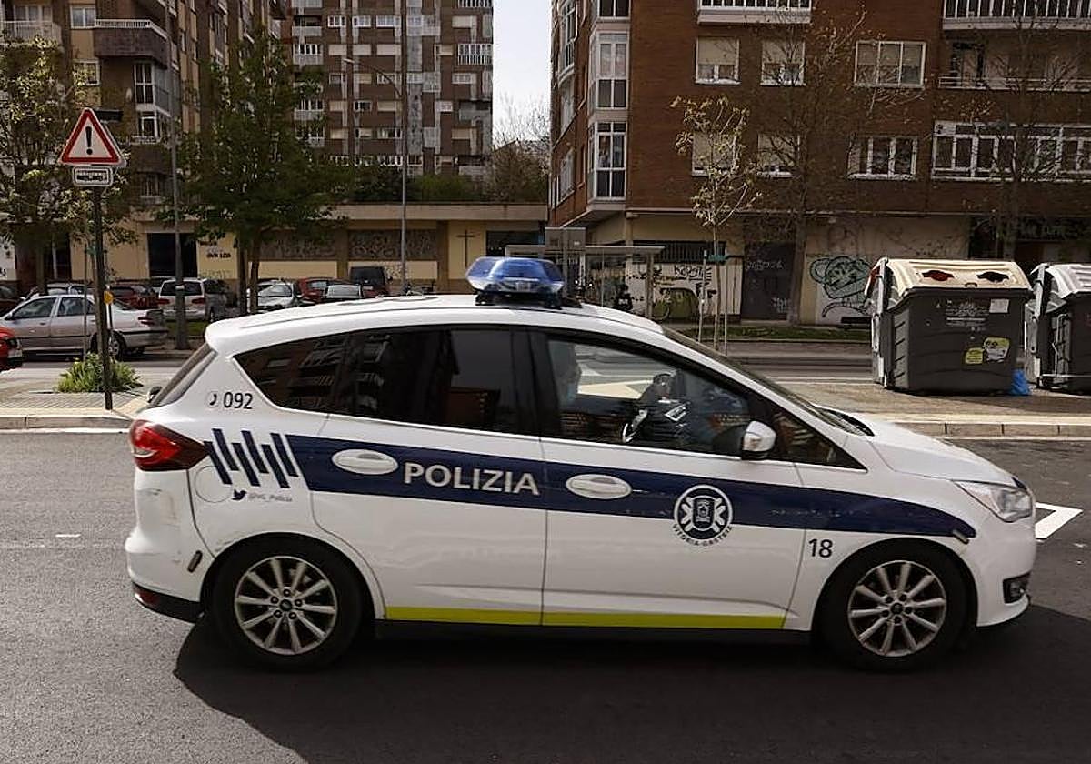 Detenido por robar en el interior de un coche en Vitoria