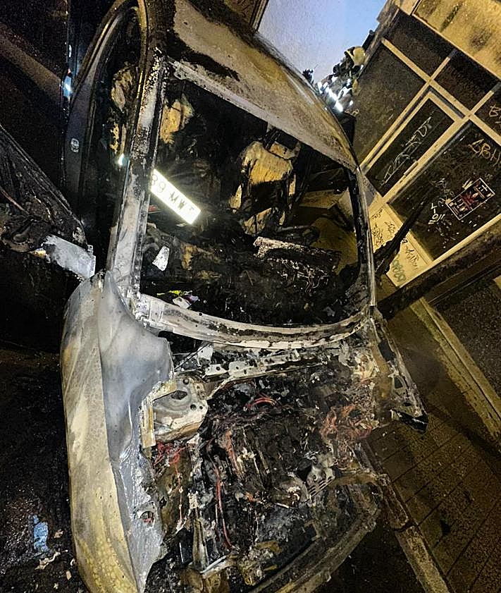 Imagen secundaria 2 - Un pirómano incendia cuatro coches en Getxo desde el viernes
