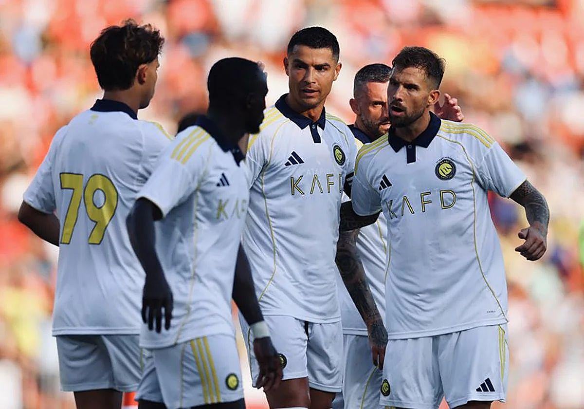 Iñigo Martínez, en su estreno con el Al-Nassr este domingo.