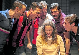 María Hervás, Ignacio Mateos, Raúl Prieto, Fran Cantos, Álex García y Martiño Rivas interpretaron 'Jauría' en su estreno en 2019.