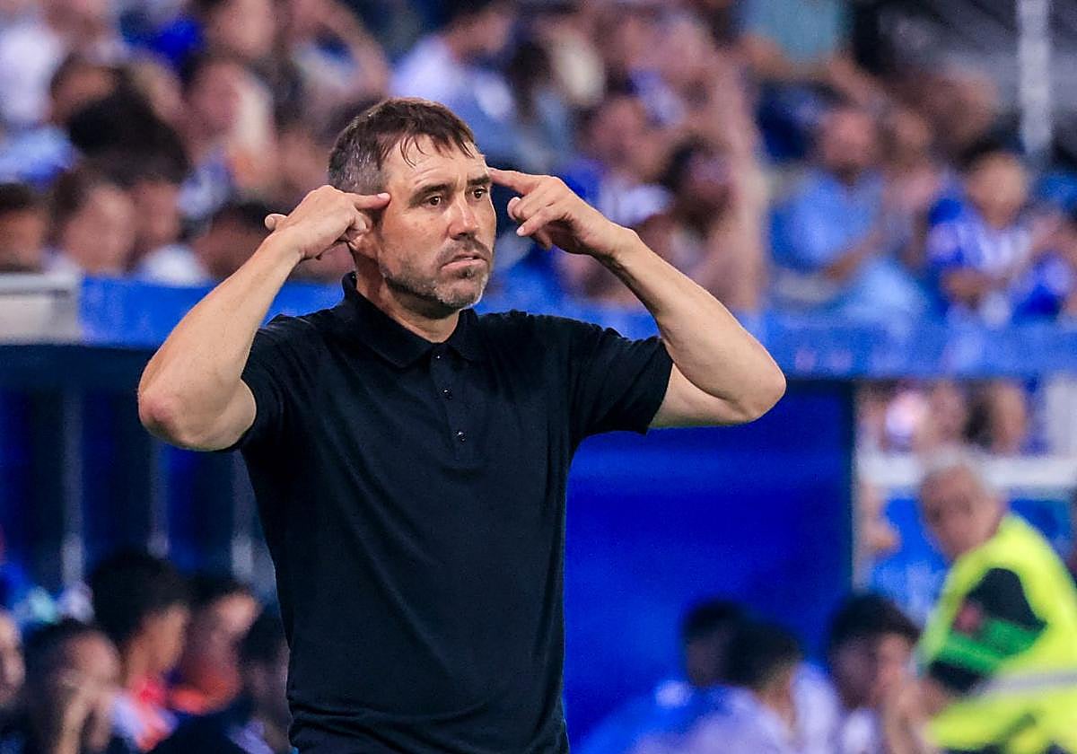 Coudet pide cabeza a sus jugadores.