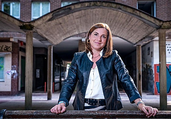 La presidenta de la UAGA se confiesa «decepcionada» con la clase política.