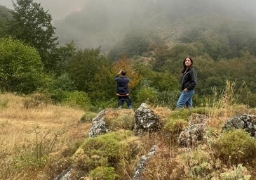 Dos familias vascas en Castilla y León: «Estamos rodeados de humo, pero si nos marchamos el pueblo se quema»