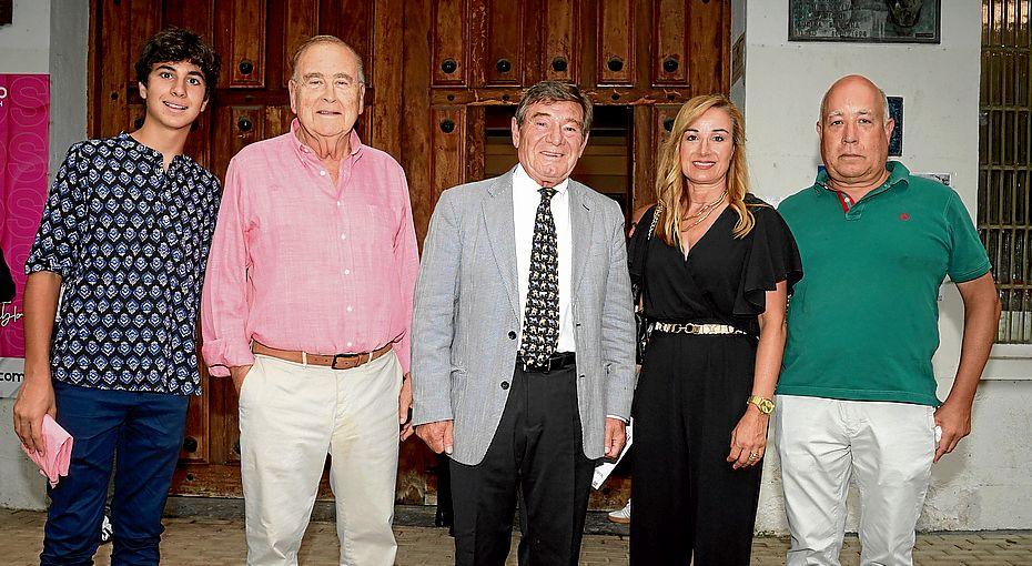 Mikel Ortuzar, Jon Ortuzar, Matías González, Susana Fernández y Fernando Fernández