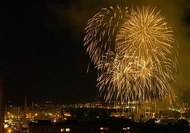 Fuegos artificiales de la pirotecnia Pagano.