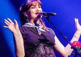 Rozalén, que actúa hoy en Bilbao, sale en defensa de Kai Nakai, Maren y Olatz Salvador