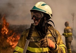 El incendio de Oímbra lleva devoradas 12.000 hectáreas de acuerdo con cifras de la Xunta.