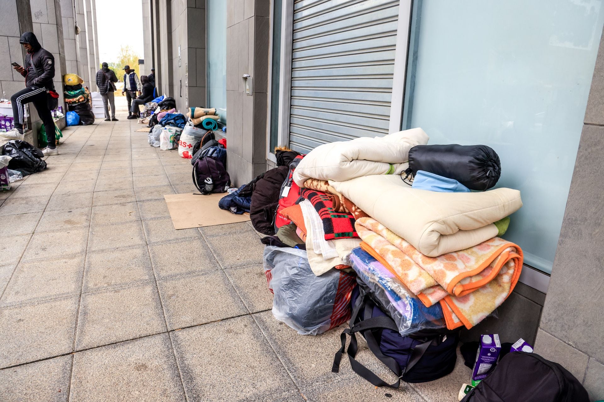 El Gobierno vasco inicia el traslado de parte de los malienses que viven en las calles de Vitoria