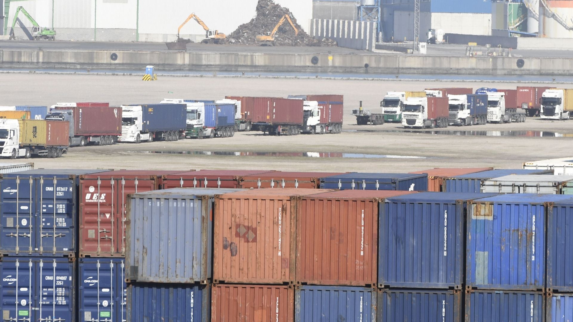 El tráfico en contenedores ha caído en lo que va de año un 5%.