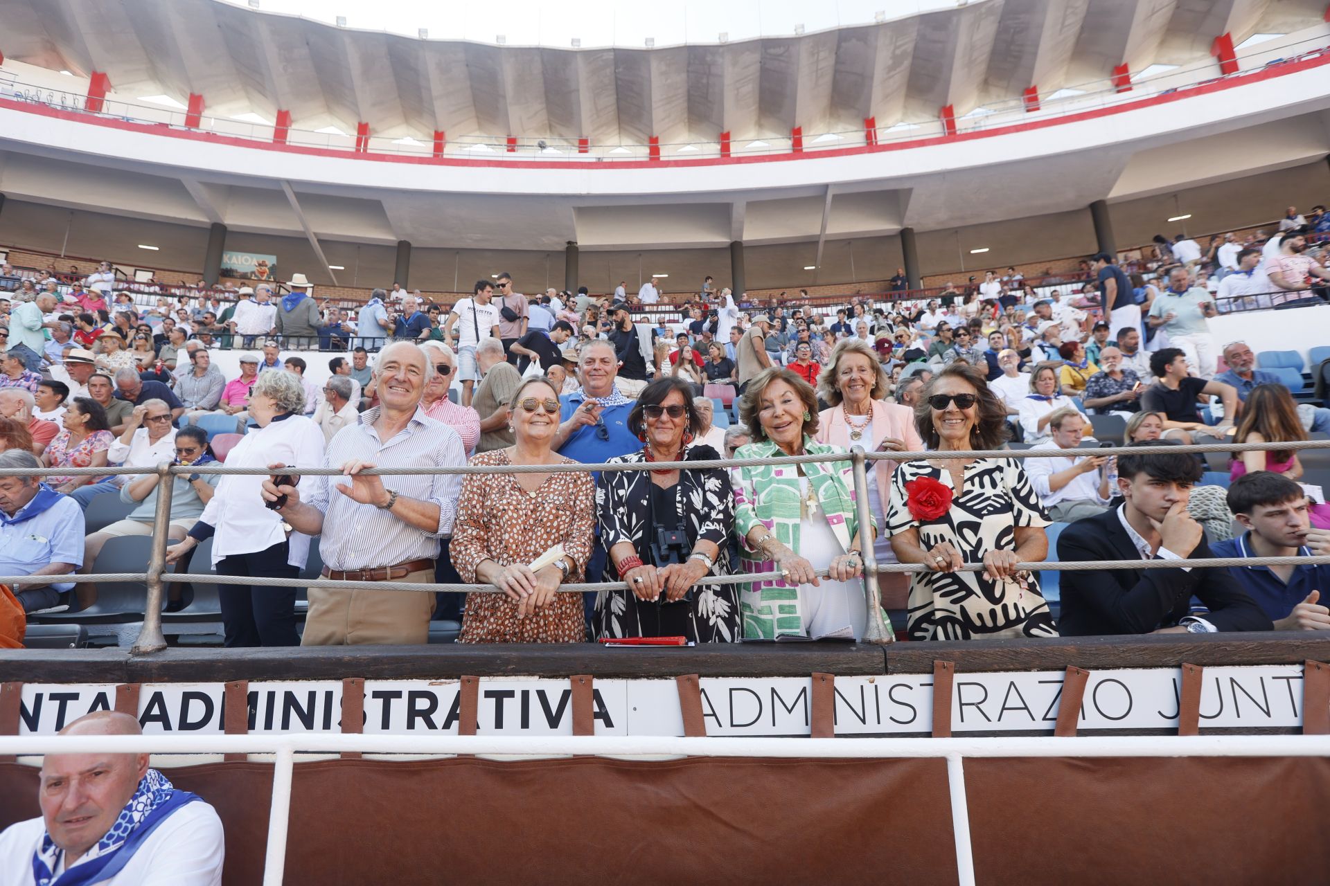 José María Artola, Daniel Prevot, Mónica Boogen, Fernando Valero, Fortunata Martínez de las Rivas, Pilar Aresti, Natalia Aranduy y Marisa Arrúe.