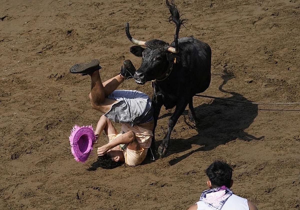 Un centenar de vecinos de Getxo crea una asociación de apoyo a la sokamuturra