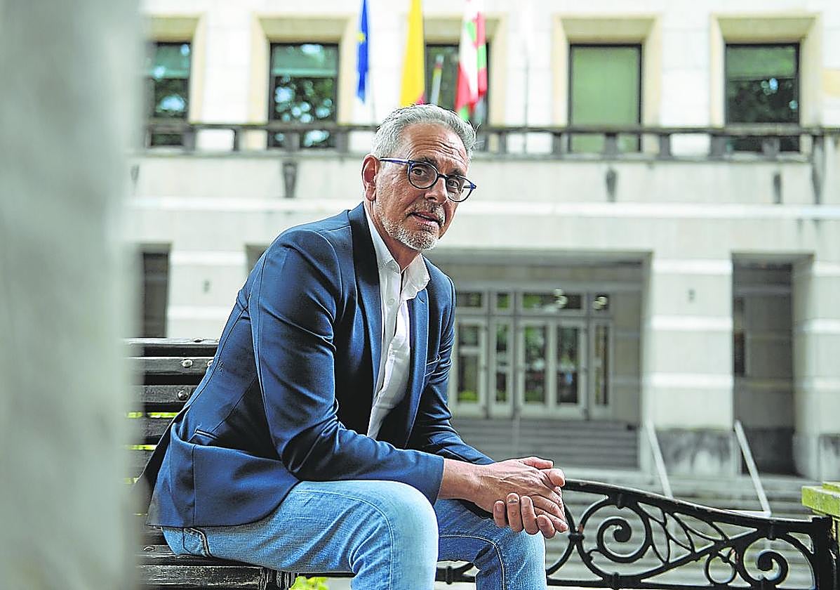 Álvarez Ramos es el coordinador de los equipos, uno en cada territorio histórico.