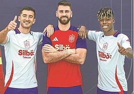 Luis de la Fuente convoca a Nico Williams, Unai Simón y Vivián para comenzar el camino hacia el Mundial