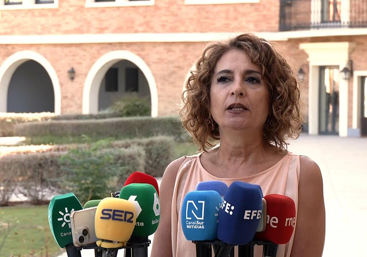 La vicepresidenta primera del Gobierno y ministra de Hacienda, María Jesús Montero