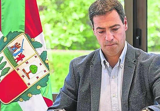 Convoca una ronda con los partidos para buscar «acuerdos y colaboración»