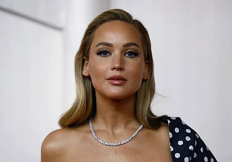 Jennifer Lawrence en la alfombra roja de la gala de los Oscar del año pasado.