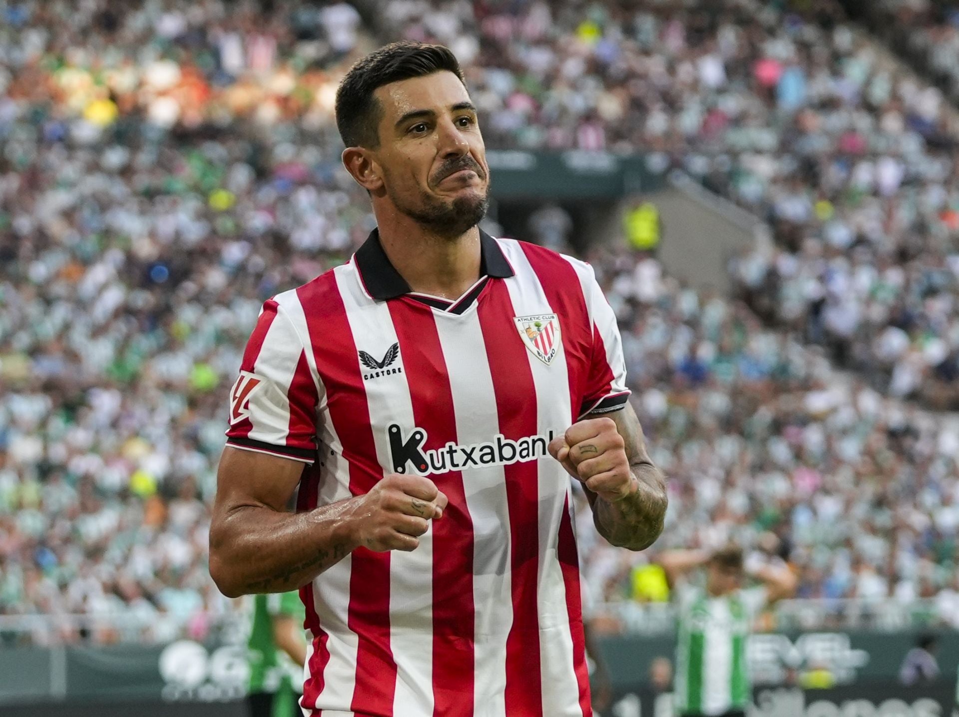 Yuri Bechiche celebra el primer gol del Athletic en La Cartuja
