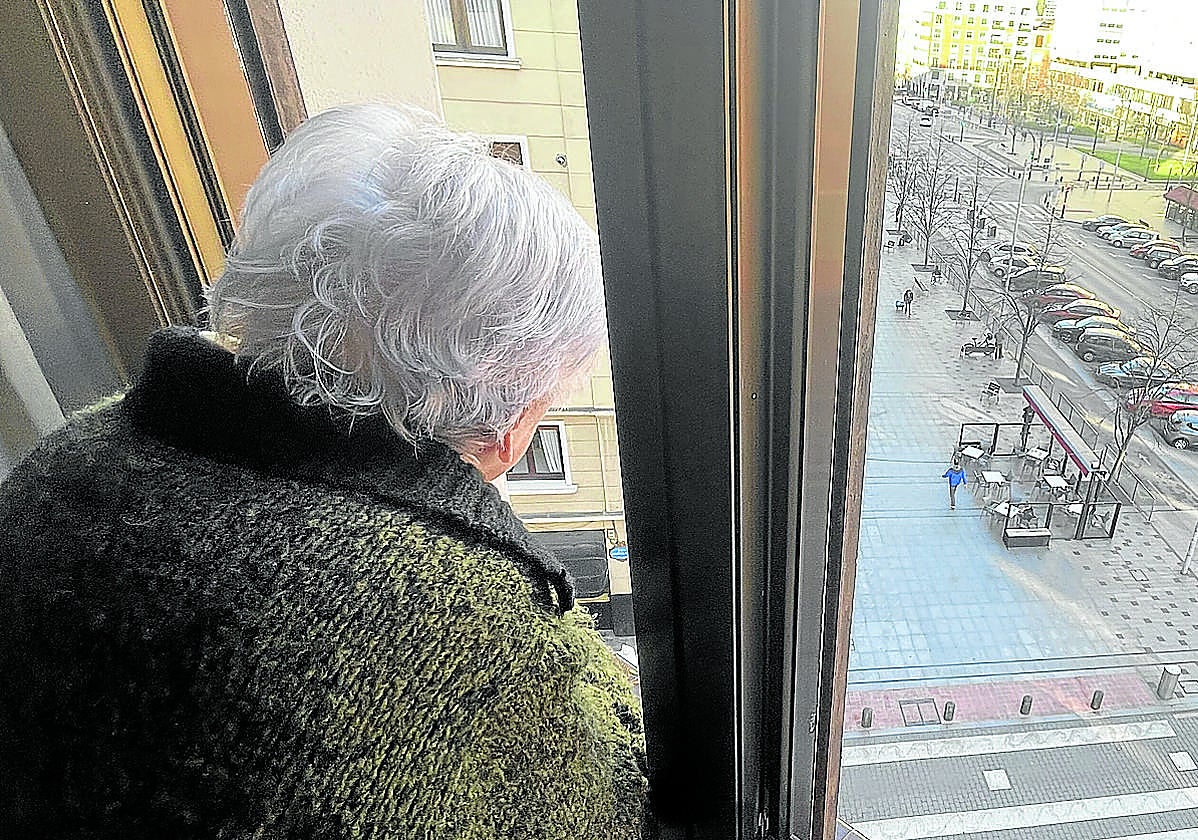 Los hogares con una única persona en Bizkaia son casi tantos como los de dos residentes