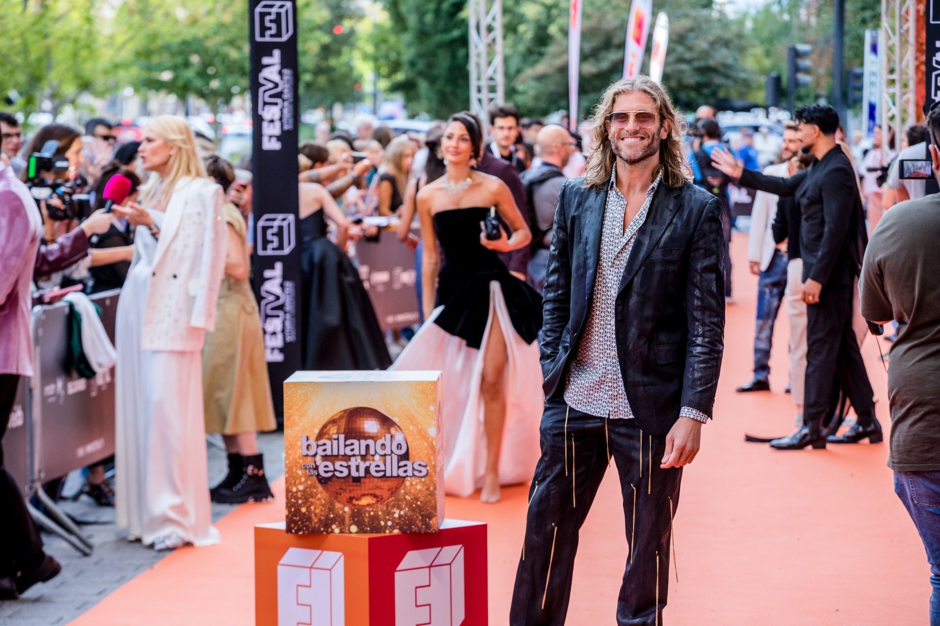 Los protagonistas de &#039;Bailando con las estrellas&#039; en la alfombra naranja