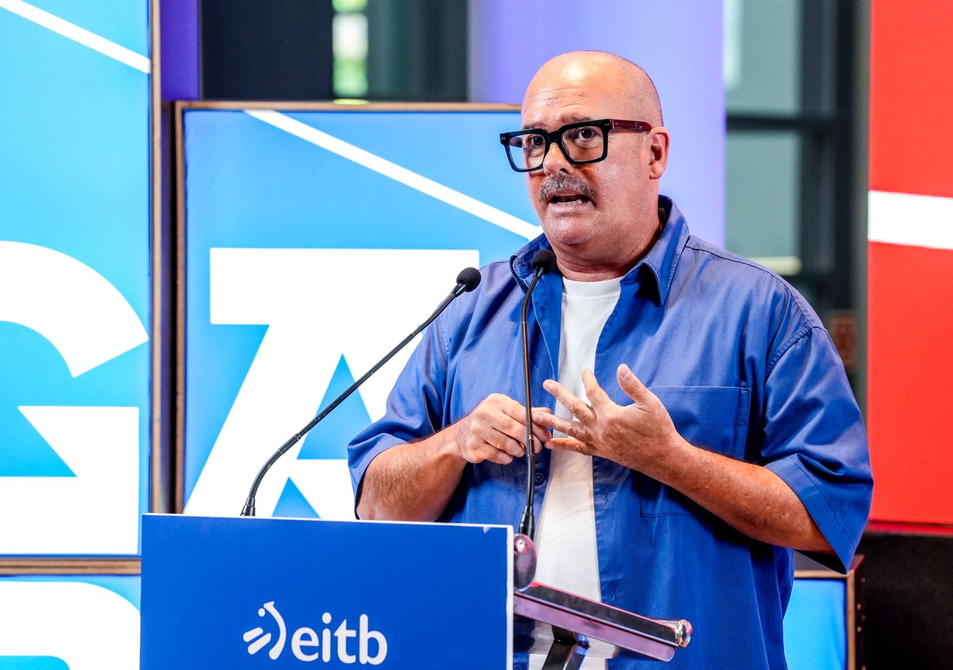 Los protagonistas de la nueva temporada de ETB visitan el FesTVal de Vitoria