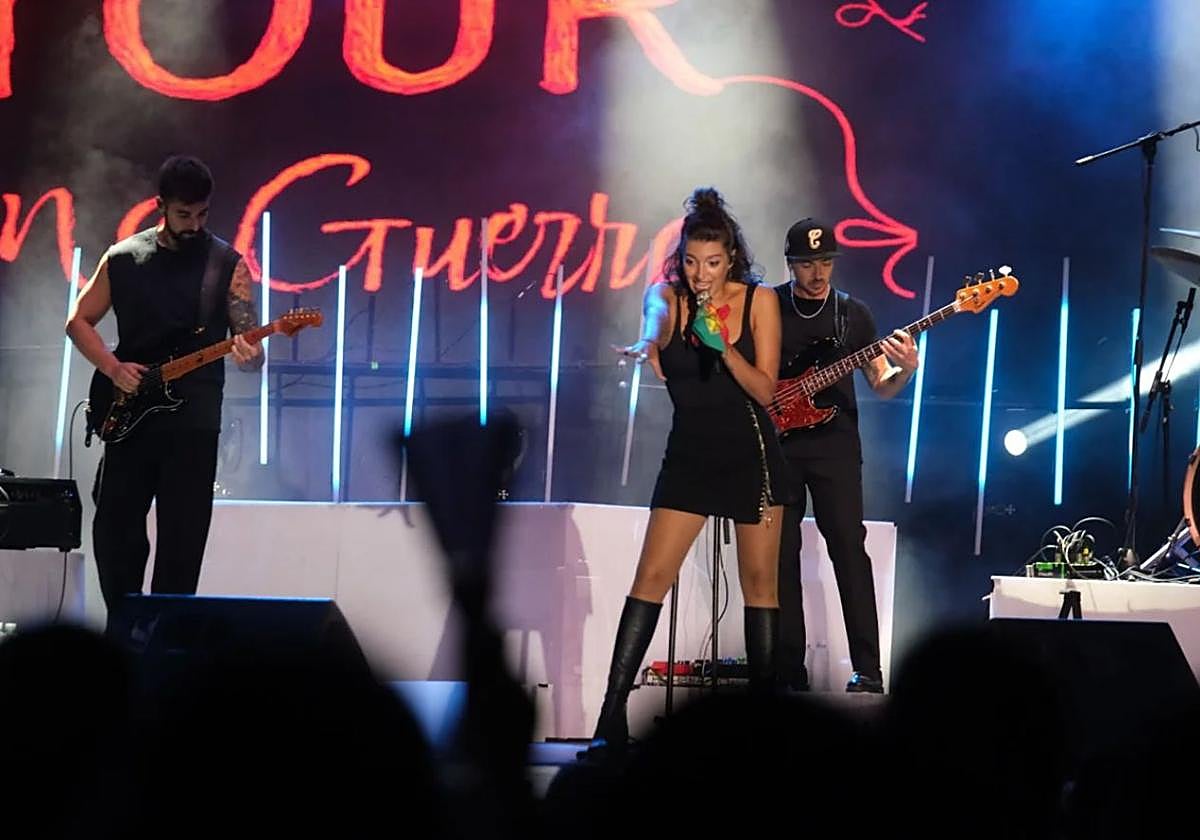 Actuación de Ana Guerra, en las pasadas fiestas de Torrelavega.