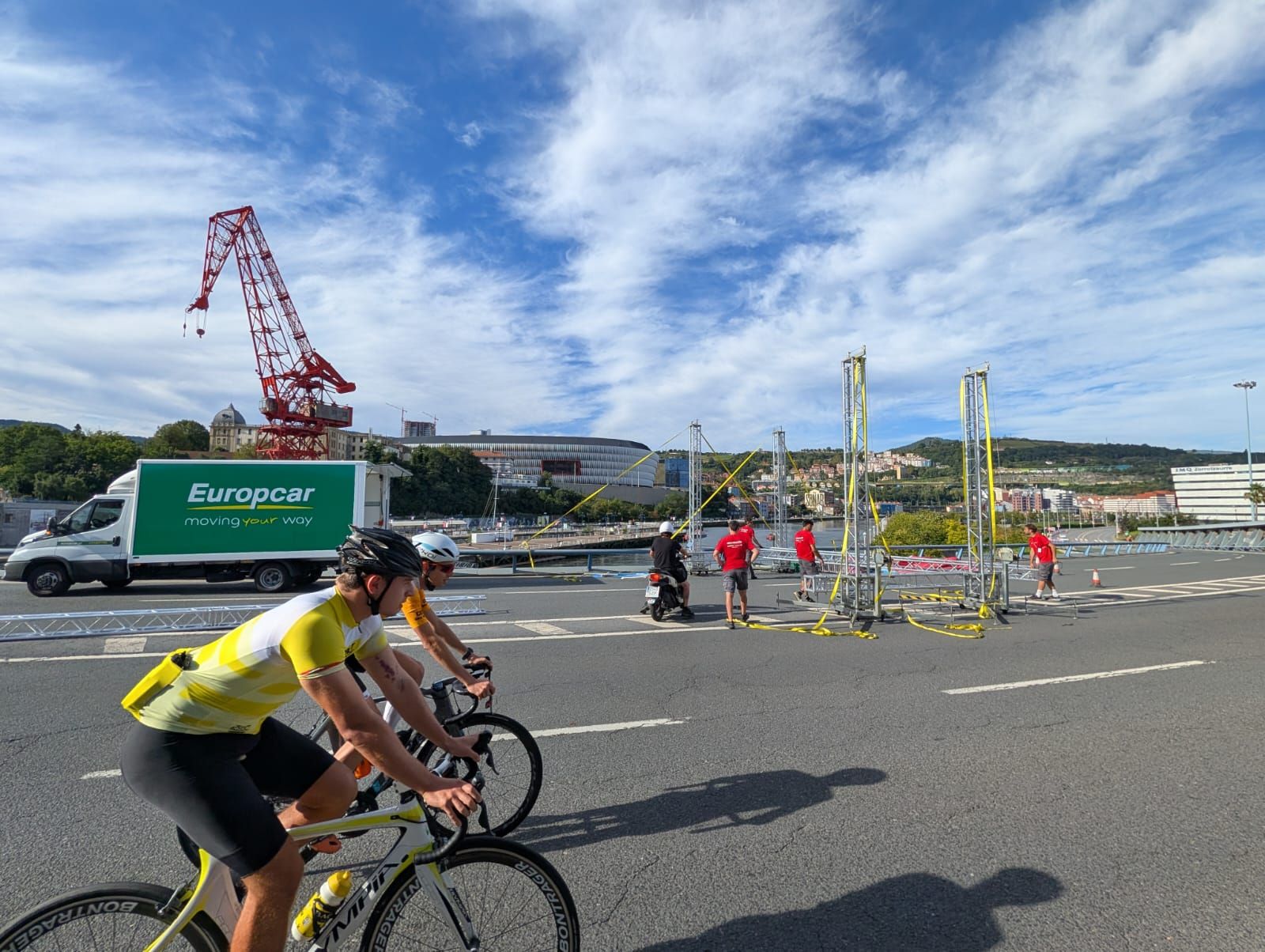 La Vuelta se deja sentir en las calles de Bilbao